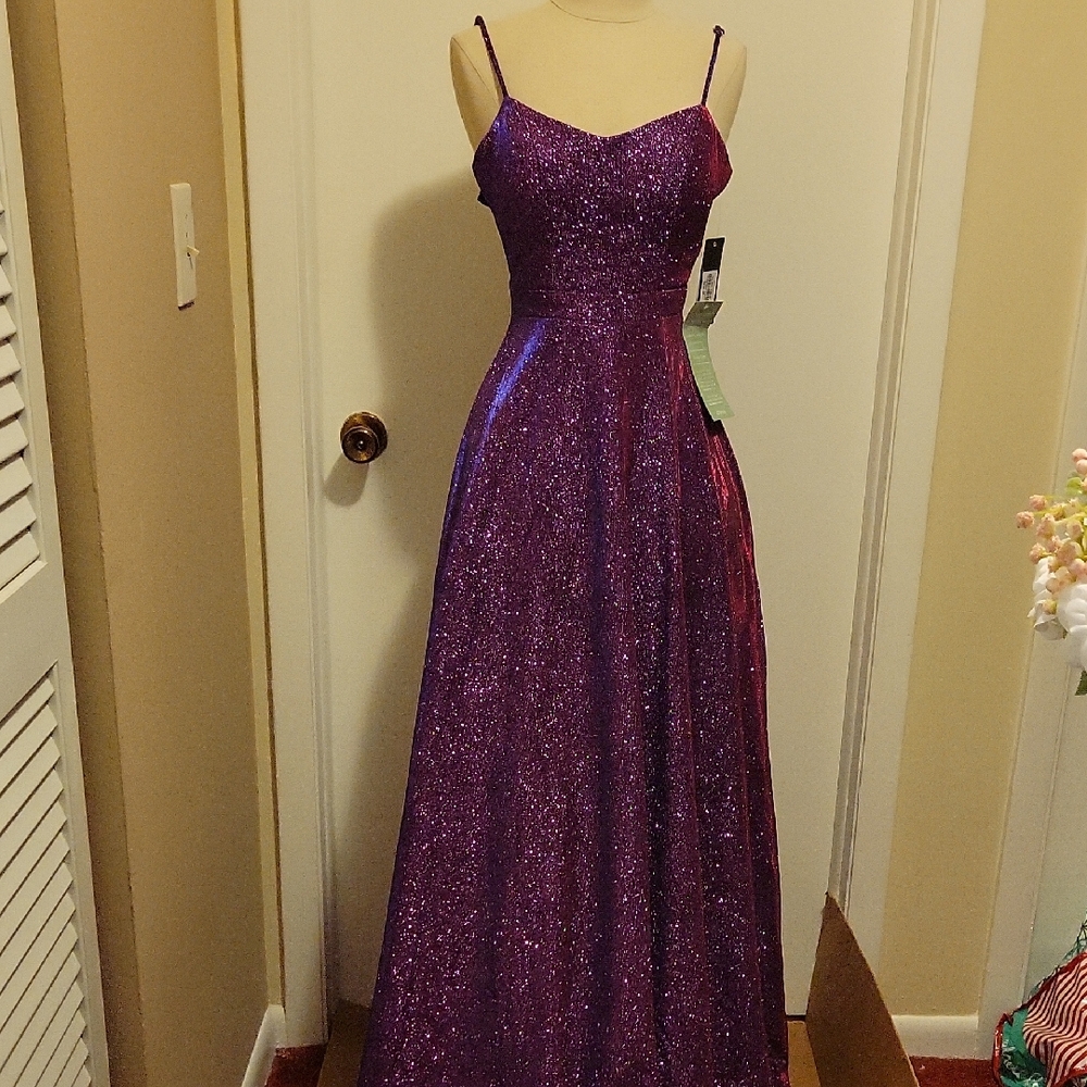 NWT: City Triangles Sherrishine Aline Gown/ Prom Dress